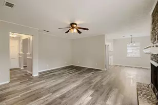 829 Poinsettia Dr, Lancaster, TX 75146 - Photo 6
