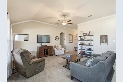 357 Coral Vine Lane, Burleson, TX 76028 - Photo 4