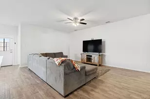 421 Houndstooth Dr, Fort Worth, TX 76131 - Photo 6