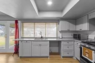 478 Birchwood Dr, Garland, TX 75043 - Photo 8