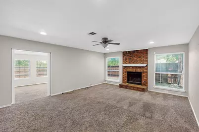 3819 Silver Maple Drive, Carrollton, TX 75007 - Photo 10