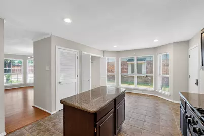 3819 Silver Maple Drive, Carrollton, TX 75007 - Photo 8