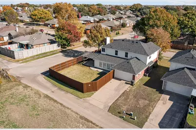 3819 Silver Maple Drive, Carrollton, TX 75007 - Photo 30