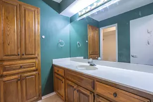 362 S Stewart Dr, Lancaster, TX 75146 - Photo 12