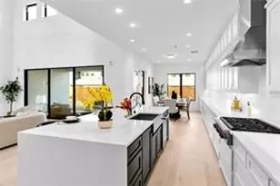 10437 Milkweed Ct, Frisco, TX 75035 - Photo 8