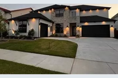 10437 Milkweed Court, Frisco, TX 75035 - Photo 2