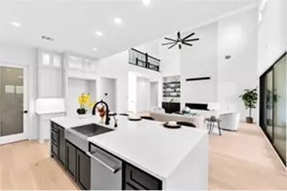 10437 Milkweed Court, Frisco, TX 75035 - Photo 4