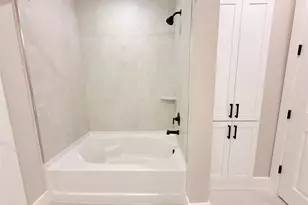 3255 Carlisle St, Dallas, TX 75204 - Photo 14