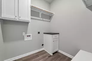 413 Travis Dr, McGregor, TX 76657 - Photo 16