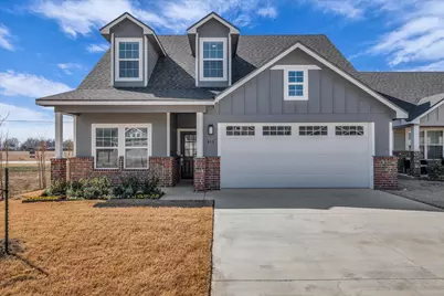 413 Travis Drive, McGregor, TX 76657 - Photo 1