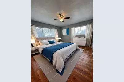 5837 Locke Avenue #D, Fort Worth, TX 76107 - Photo 2