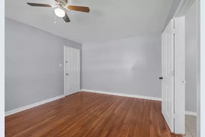 5837 Locke Avenue #D, Fort Worth, TX 76107 - Photo 10