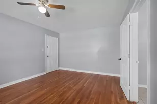 5837 Locke Ave, Fort Worth, TX 76107 - Photo 10