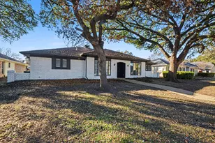 2313 Daybreak Trail, Plano, TX 75093 - Photo 4