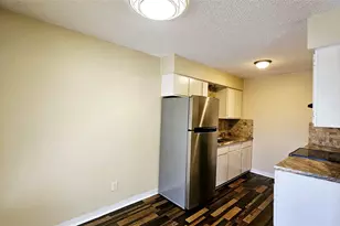 202 Park Cir, Sulphur Springs, TX 75482 - Photo 2