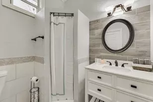 909 Elsbeth St, Dallas, TX 75208 - Photo 30