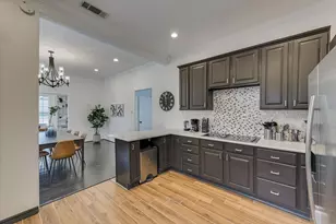 909 Elsbeth St, Dallas, TX 75208 - Photo 12