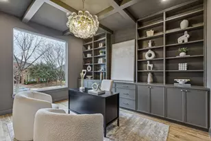 1209 Queen Peggy Ln, Lewisville, TX 75056 - Photo 4