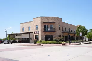 311 S Oak St, Roanoke, TX 76262 - Photo 1