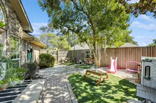 2712 Chamberlain Cir, Plano, TX 75023 - Photo 32