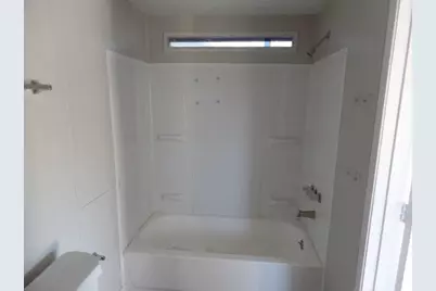 125 Oak Drive, Springtown, TX 76082 - Photo 10