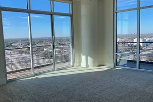 8066 Park Ln, Dallas, TX 75231 - Photo 14