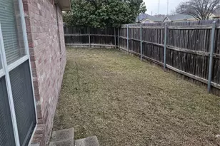 701 Sunflower Ln, Cedar Hill, TX 75104 - Photo 8