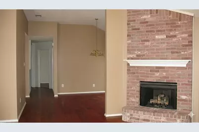 701 Sunflower Lane, Cedar Hill, TX 75104 - Photo 2