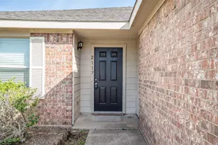 2117 Laughlin Rd, Fort Worth, TX 76177 - Photo 4