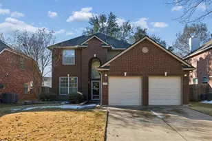 2713 Chatsworth Dr, Grapevine, TX 76051 - Photo 2