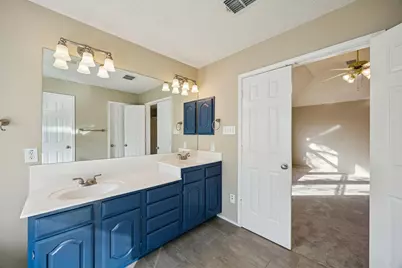 2713 Chatsworth Drive, Grapevine, TX 76051 - Photo 16