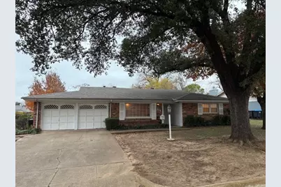 216 Bellvue Drive, Fort Worth, TX 76134 - Photo 1