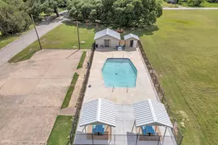 5707 Barkridge Dr, Granbury, TX 76048 - Photo 24