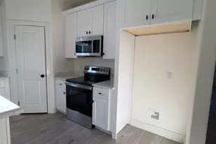 5707 Barkridge Dr, Granbury, TX 76048 - Photo 4