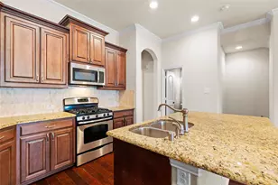 6465 Naples Dr, Irving, TX 75039 - Photo 10