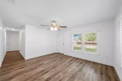 1720 Bagby Avenue, Waco, TX 76706 - Photo 2