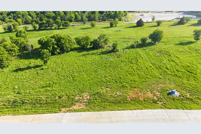 725 Sutton Lane, Copper Canyon, TX 76226 - Photo 2