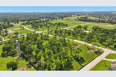 725 Sutton Lane, Copper Canyon, TX 76226 - Photo 20