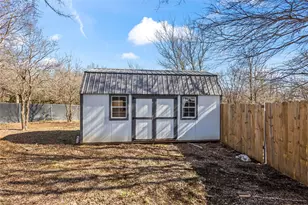 8045 County Rd 1200, Grandview, TX 76050 - Photo 26