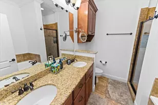 721 Austin Ave, Waco, TX 76701 - Photo 12