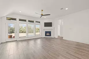 10524 Oates Branch Ln, Fort Worth, TX 76126 - Photo 16