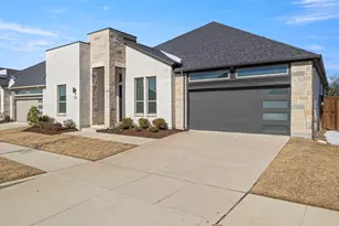 1032 Boardwalk Rd, Allen, TX 75013 - Photo 2