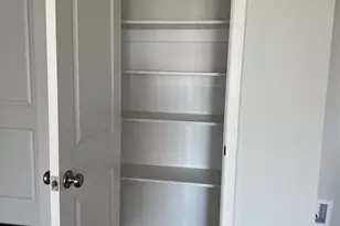 216 Arbor Ct, Granbury, TX 76048 - Photo 6