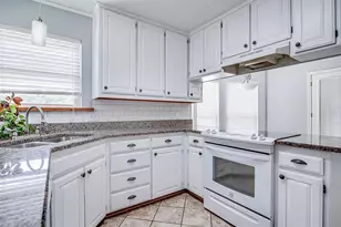 1109 Shady Hill Ln, Burleson, TX 76028 - Photo 10