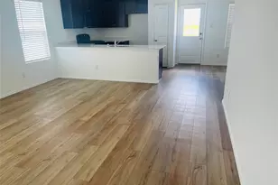 324 Red Rock Trl, Haslet, TX 76052 - Photo 2