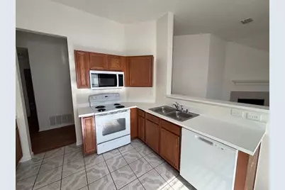 1008 Rock Springs Drive, Burleson, TX 76028 - Photo 10