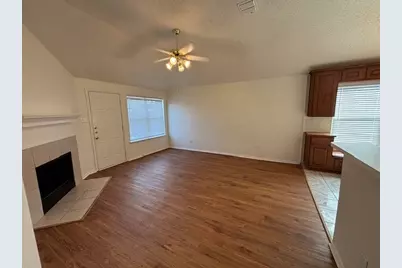 1008 Rock Springs Drive, Burleson, TX 76028 - Photo 4