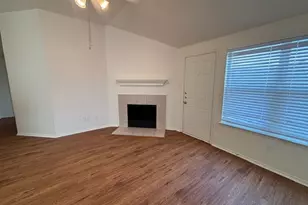 1008 Rock Springs Dr, Burleson, TX 76028 - Photo 4