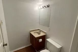 632 S Rogers Rd, Irving, TX 75060 - Photo 6