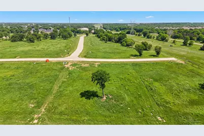 225 Valerie Way, Copper Canyon, TX 76226 - Photo 2